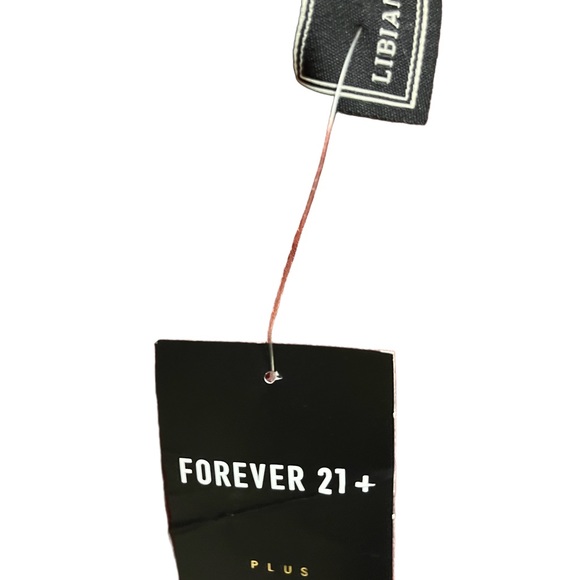 Libian Forever 21 Plus brand NWT - Picture 3 of 3